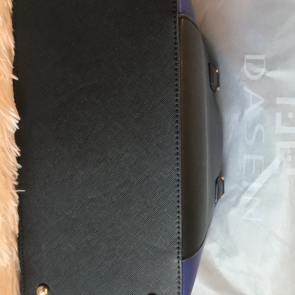 Dasein Saffiano Faux Leather Med Satchel w/wallet - Picture 3 of 8